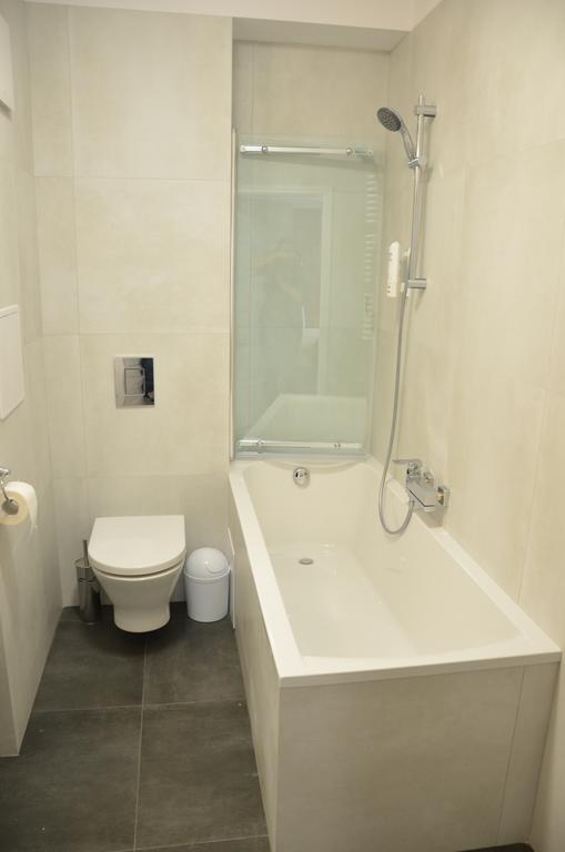 Apartamenty Oxygen Delux วอร์ซอ ภายนอก รูปภาพ